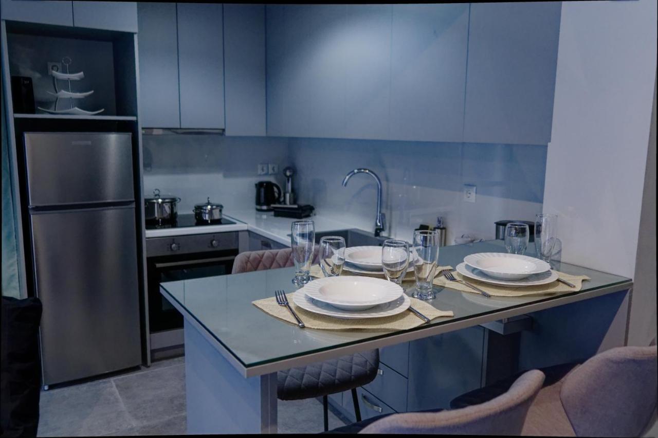 Niriides Apartments Порто-Хелі Екстер'єр фото