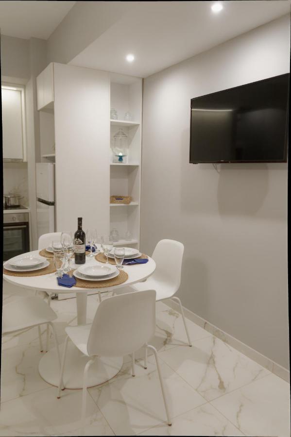 Niriides Apartments Порто-Хелі Екстер'єр фото