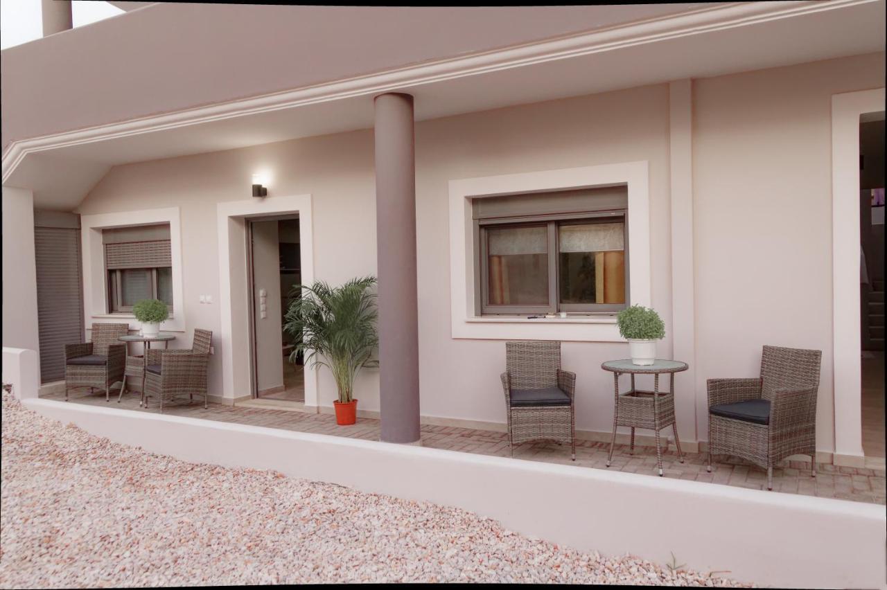 Niriides Apartments Порто-Хелі Екстер'єр фото