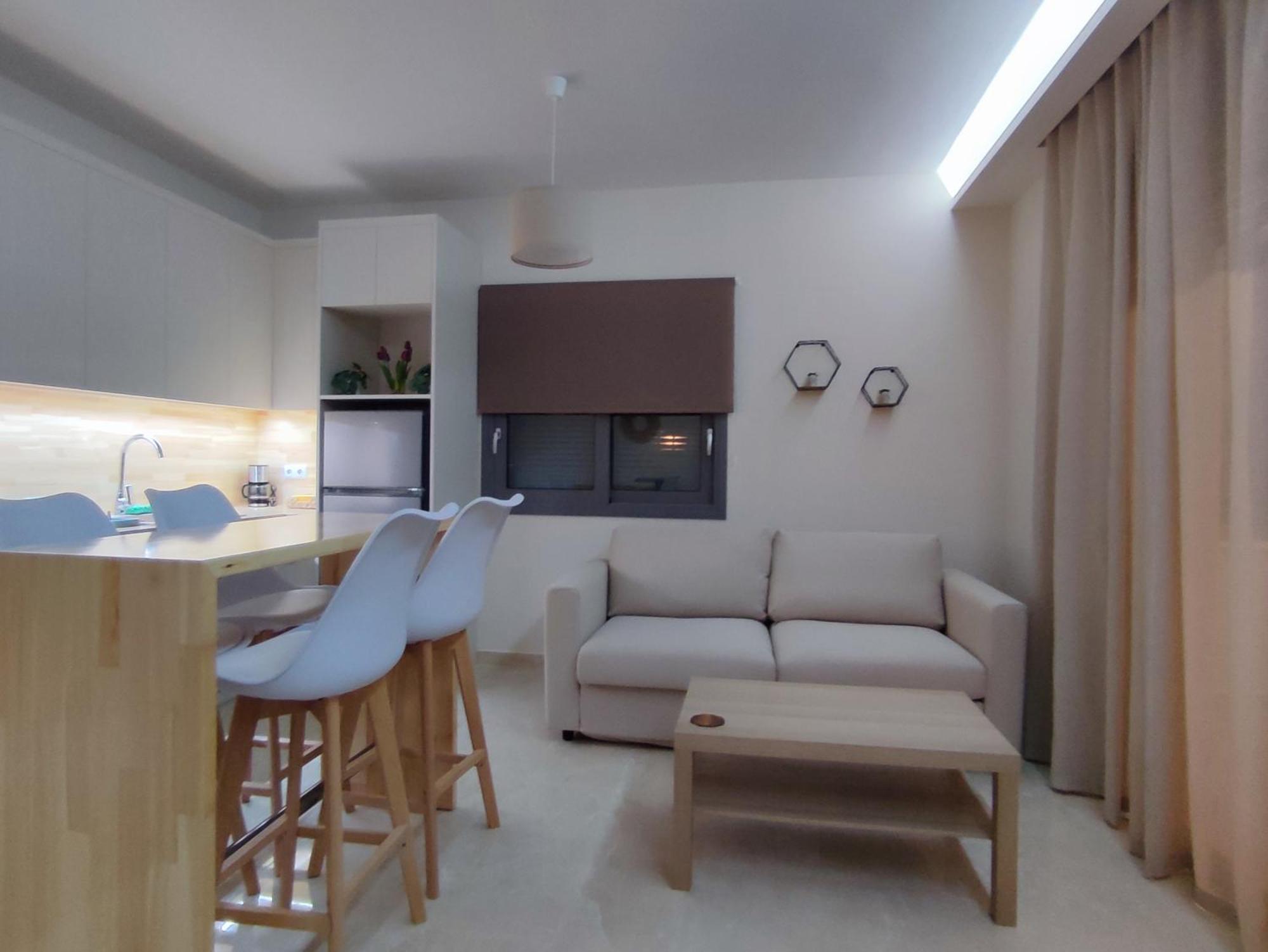 Niriides Apartments Порто-Хелі Екстер'єр фото